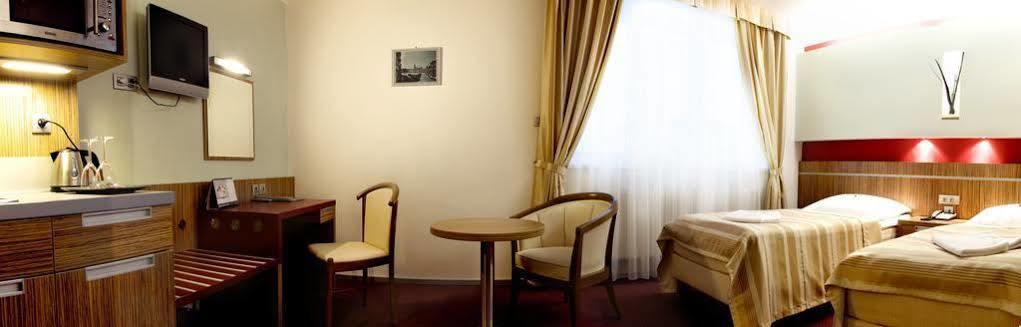 Hotel Vaka Brno Exterior photo